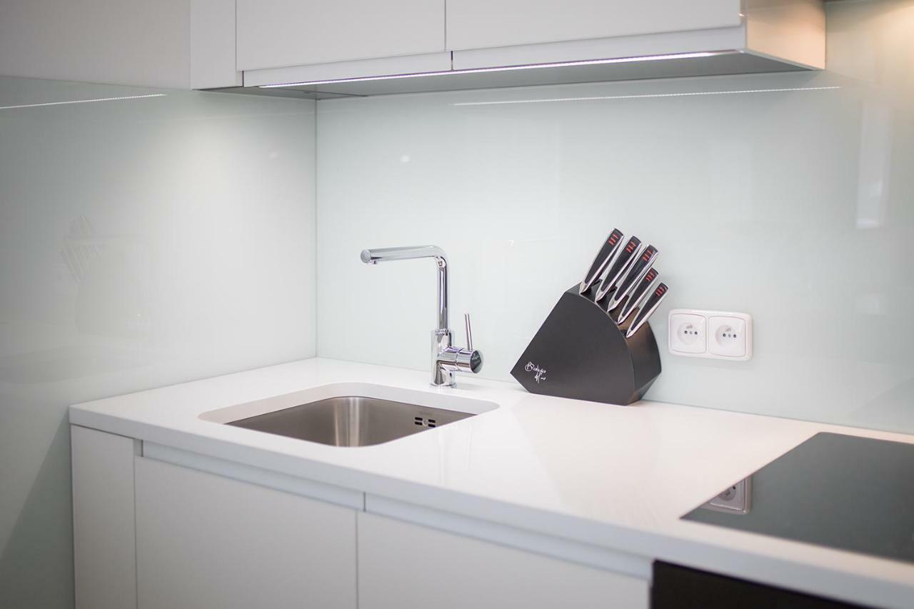 Apartment Near City Centre With Parking Place プラハ エクステリア 写真