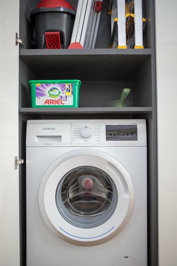 Apartment Near City Centre With Parking Place プラハ エクステリア 写真